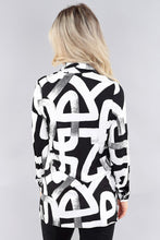 Load image into Gallery viewer, MT Black &amp; White Shirt / buttons
