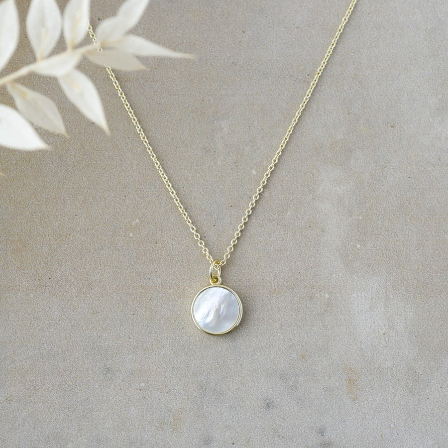 Alluring Necklace /Mother of Pearl