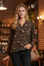 Load image into Gallery viewer, Printed Raglan Blouse-4570
